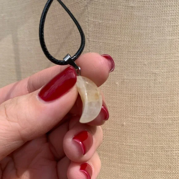 Handmade Genuine Stone Moon Amulet Necklace - Picture 9 of 12